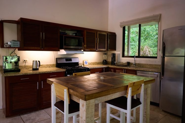 Casa Verde L-shape kitchen